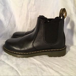 Dr. Martens Chelsea Black Boots Women’s Size 5